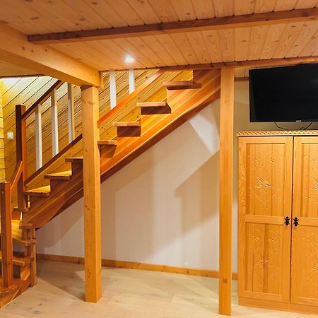 Appartamento Stella Haus Dzianisz Esterno foto