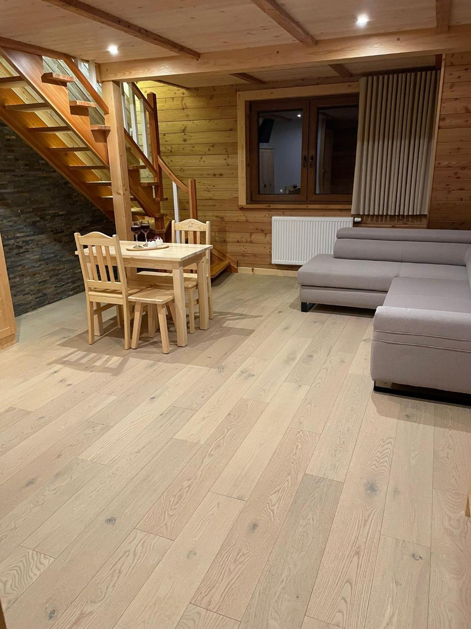 Appartamento Stella Haus Dzianisz Esterno foto