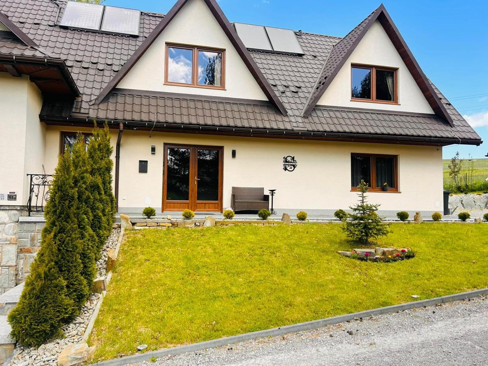 Appartamento Stella Haus Dzianisz Esterno foto